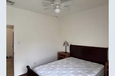 702 Hollyhock Drive, Stafford, TX 77477 - Photo 11