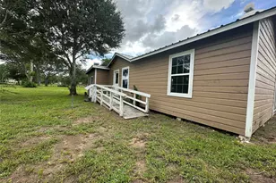 407/405 N Kleas, Edna, TX 77957 - Photo 17