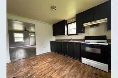 407/405 N Kleas, Edna, TX 77957 - Photo 3