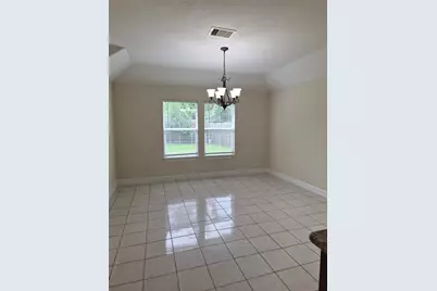 218 Majestic Oak Circle, Houston, TX 77566 - Photo 5