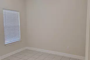 218 Majestic Oak Cir, Houston, TX 77566 - Photo 9