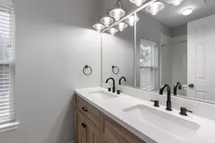 6827 Hollow Hearth Dr, Houston, TX 77084 - Photo 13