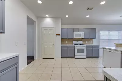 14027 Coveney Drive, Houston, TX 77090 - Photo 11