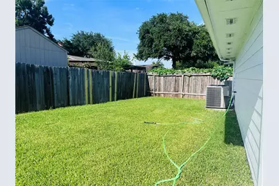 15330 Riverside Grove Drive, Houston, TX 77083 - Photo 15