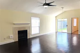 15330 Riverside Grove Dr, Houston, TX 77083 - Photo 3