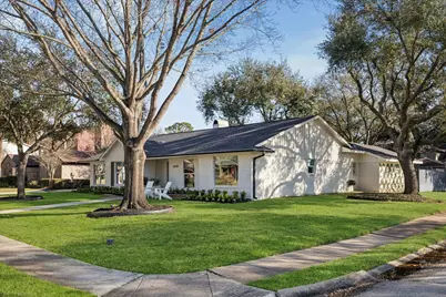 10739 Longmont Drive, Houston, TX 77042 - Photo 33