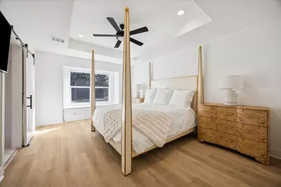 10739 Longmont Drive, Houston, TX 77042 - Photo 19