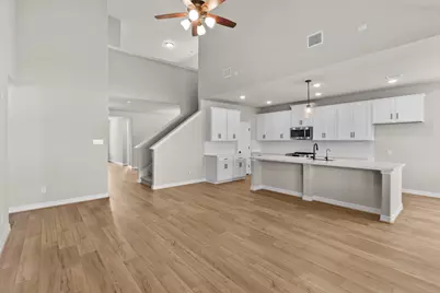 3906 Sterling Springs Lane, League City, TX 77573 - Photo 9