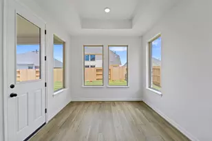 3906 Sterling Springs Ln, League City, TX 77573 - Photo 13