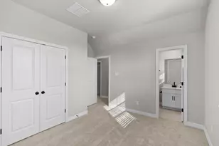 3906 Sterling Springs Ln, League City, TX 77573 - Photo 19