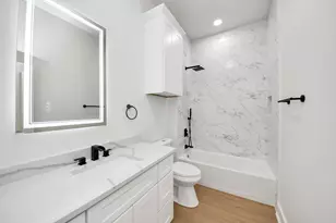 5226 Ricky St, Houston, TX 77033 - Photo 17