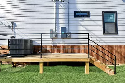 5226 Ricky Street, Houston, TX 77033 - Photo 9