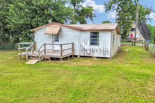237 N Austin Dr, Angleton, TX 77515 - Photo 7