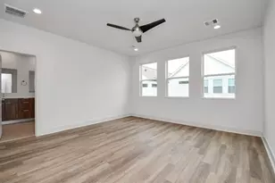 4407 Abaco Ln, Houston, TX 77045 - Photo 15