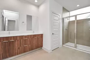 4407 Abaco Ln, Houston, TX 77045 - Photo 17