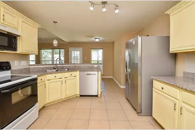 4521 W Columbary Drive, Rosenberg, TX 77471 - Photo 5