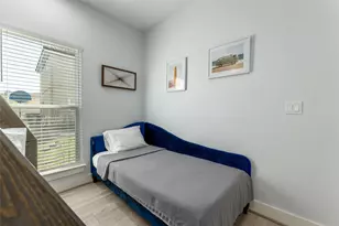 294 Debbie Ln, Dickinson, TX 77539 - Photo 15