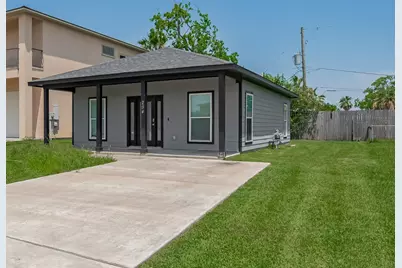 294 Debbie Lane, Dickinson, TX 77539 - Photo 5