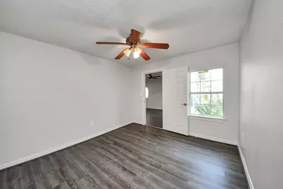 5714 Justin St, Houston, TX 77521 - Photo 13