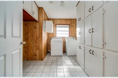 757 County Road 291, Sargent, TX 77414 - Photo 33