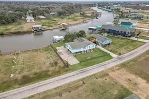 757 County Rd 291, Sargent, TX 77414 - Photo 45