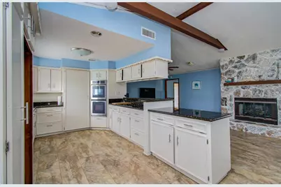 757 County Road 291, Sargent, TX 77414 - Photo 13