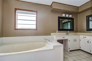 757 County Rd 291, Sargent, TX 77414 - Photo 23