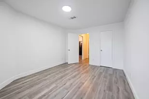 10733 Braes Bend Dr, Houston, TX 77071 - Photo 21