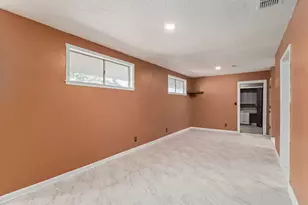 202 Kallus St, Schulenburg, TX 78956 - Photo 7