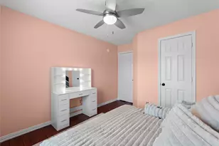 10819 Redwood Dr, Baytown, TX 77523 - Photo 23