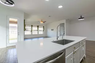 15023 Mulberry Hallow St, Conroe, TX 77302 - Photo 9