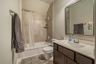 10215 Lewis Ln, Iowa Colony, TX 77583 - Photo 29