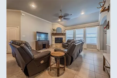 10215 Lewis Lane, Iowa Colony, TX 77583 - Photo 9