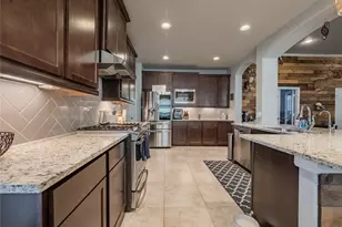 10215 Lewis Ln, Iowa Colony, TX 77583 - Photo 17