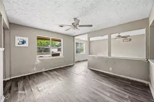 5015 Bricker St, Houston, TX 77033 - Photo 5