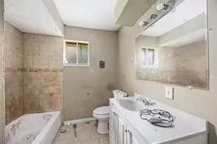 5015 Bricker St, Houston, TX 77033 - Photo 15