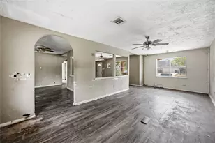 5015 Bricker St, Houston, TX 77033 - Photo 7