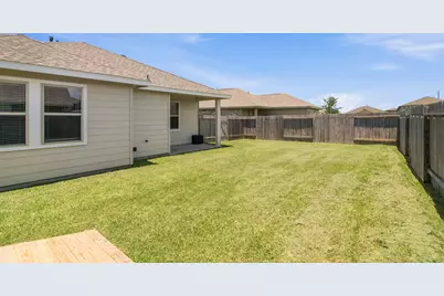611 Walnut Branch Drive, Baytown, TX 77523 - Photo 23