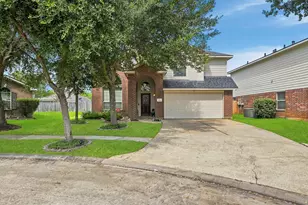1211 Watermoon, Richmond, TX 77469 - Photo 3