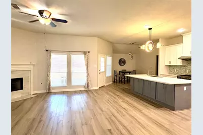 12114 Pine Brook Drive, Stafford, TX 77477 - Photo 5