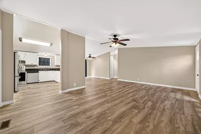 16396 Red Tail Hawk Court, Conroe, TX 77302 - Photo 11