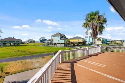 3233 Castle Drive, Crystal Beach, TX 77650 - Photo 15