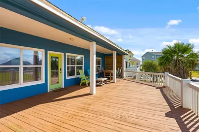 3233 Castle Drive, Crystal Beach, TX 77650 - Photo 17