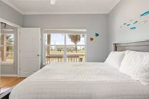 3233 Castle Dr, Crystal Beach, TX 77650 - Photo 33