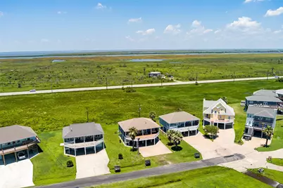 3233 Castle Drive, Crystal Beach, TX 77650 - Photo 5