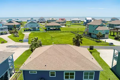 3233 Castle Drive, Crystal Beach, TX 77650 - Photo 11