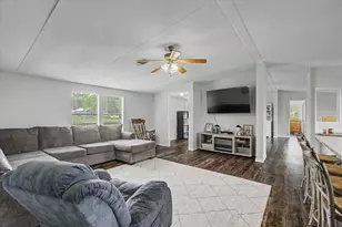 6419 Burdock Dr, Santa Fe, TX 77510 - Photo 17