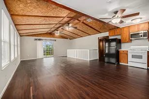 1434 10th St, San Leon, TX 77539 - Photo 5