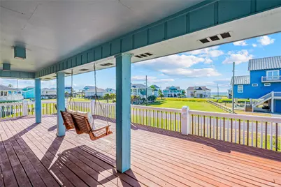 3225 Sea Castle Drive, Crystal Beach, TX 77650 - Photo 11