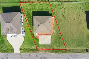 3225 Sea Castle Dr, Crystal Beach, TX 77650 - Photo 5